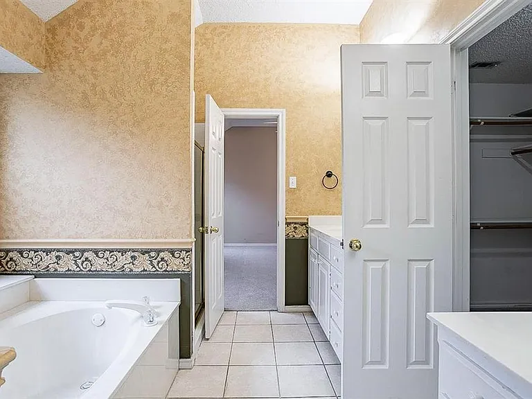 1523 Wayside Dr — Photo 24