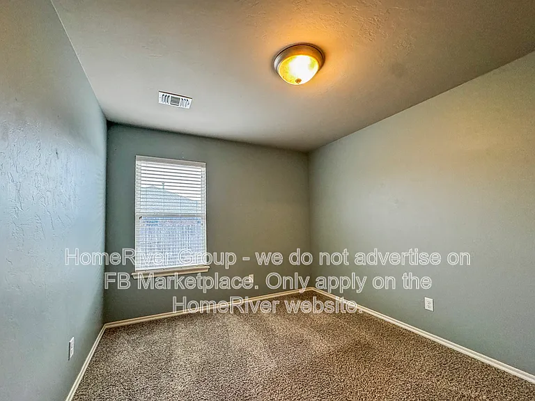 19221 Blanco Dr — Photo 10