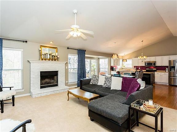 2nd image of 5633 Lake Hill Dr