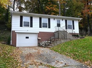 1966 Chapel Hill Dr, Youngstown, OH