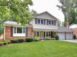 8203 Chivalry Rd, Annandale, VA 22003