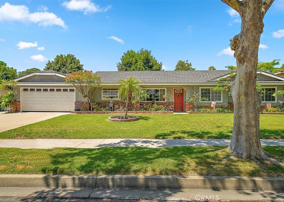 1st image of 1320 S Magnolia Ave