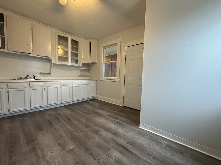 75 Pinehurst Ave #W2 — Photo 3