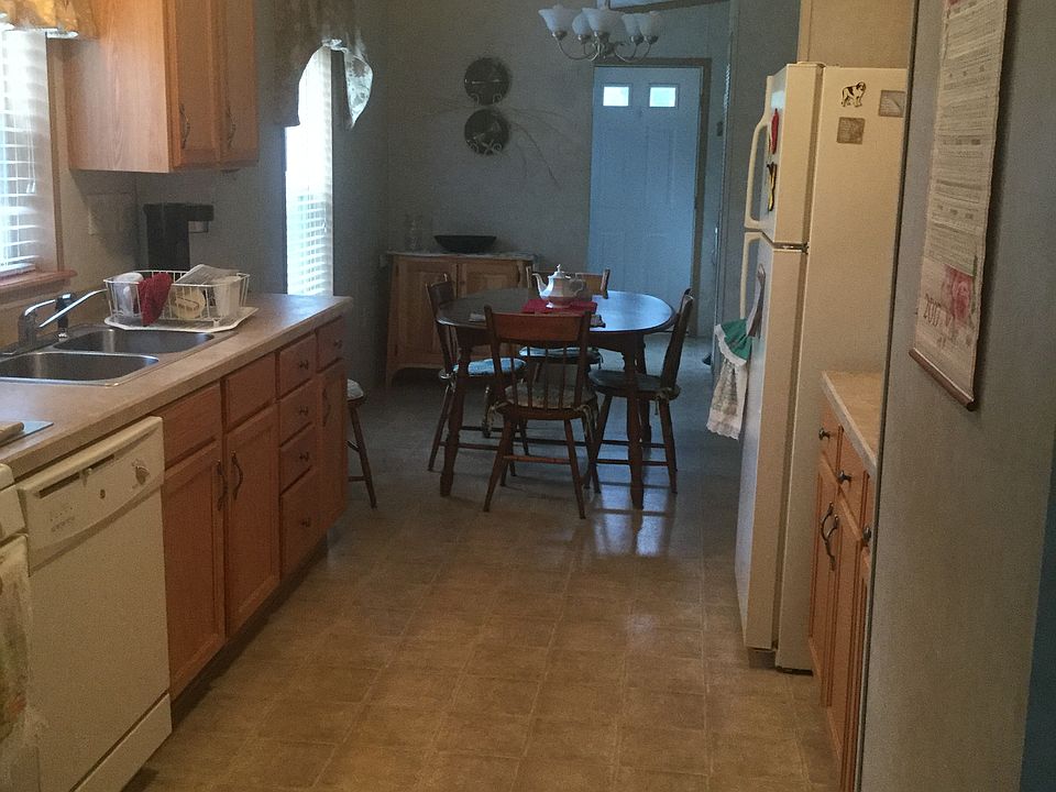 2nd image of 22 Mystic Ln