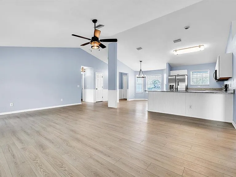 1708 Blue Lake Cir — Photo 5