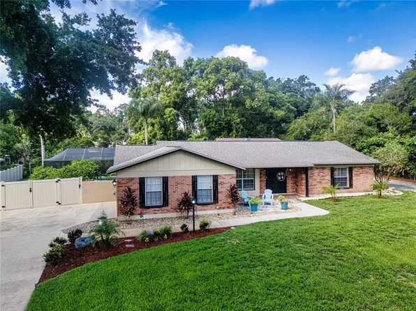 4205 Helene Pl, Valrico, FL 33594