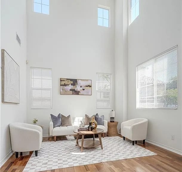 7371 Siena Dr — Photo 6