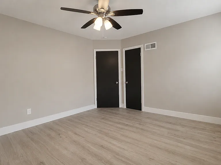 6266 Nottingham Avenue — Photo 10