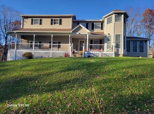 105 Wood Dr, Hazleton, PA 18201
