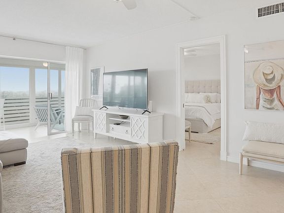 2nd image of 921 Spanish Cir APT 436