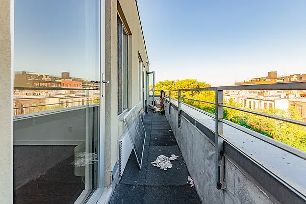 Rented by MySpaceNYC | media 55