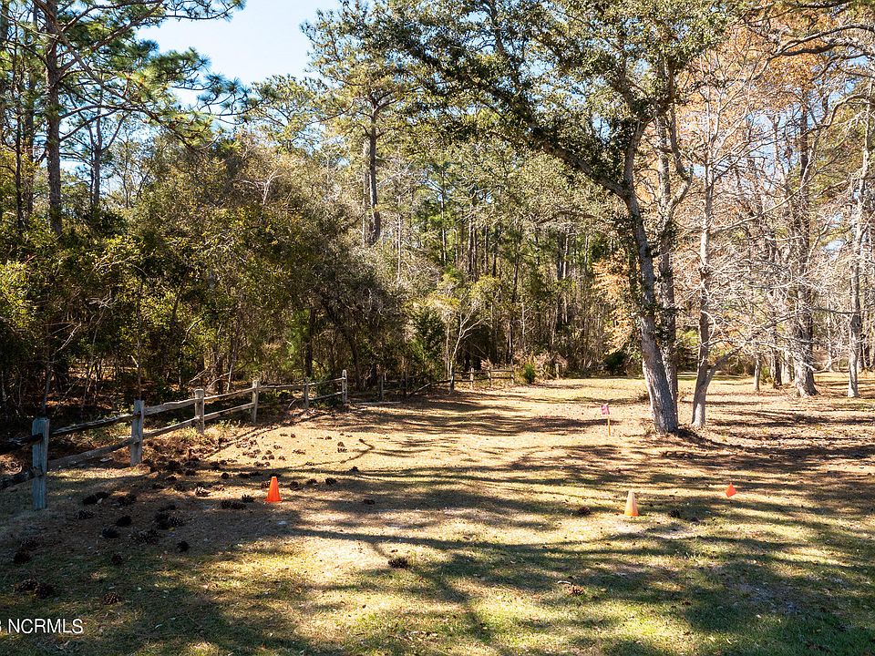 1st image of 0 Lake Pointe Drive SW