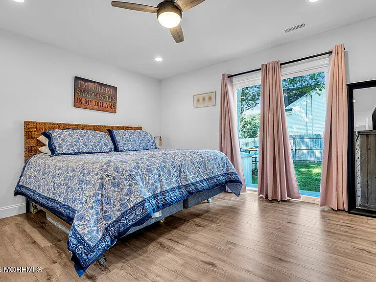 210 Mermaid Dr — Photo 13