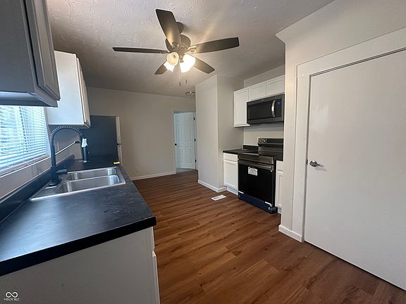 5th image of 125 West St