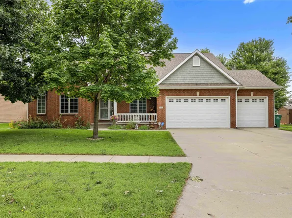 201 11th St NW, Altoona, IA 50009