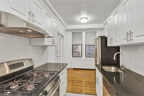 Rented by CORE | media 7