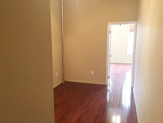 Rented by Empire Valley | media 17