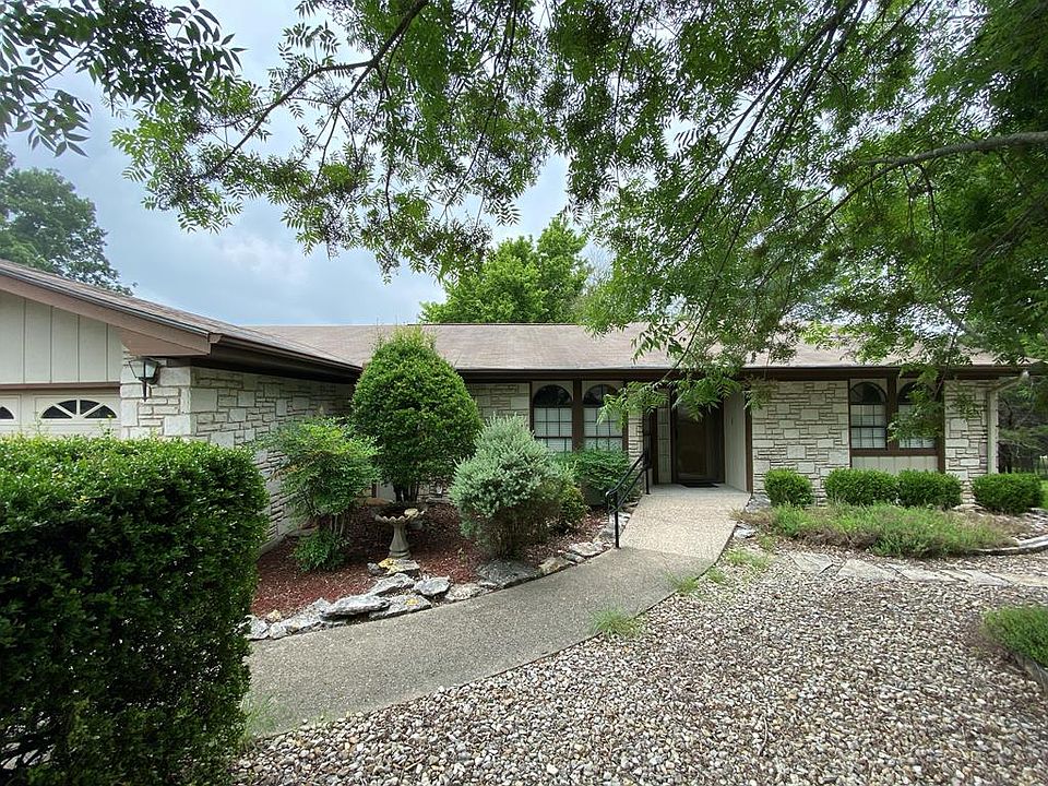 1st image of 2221 San Jacinto Dr