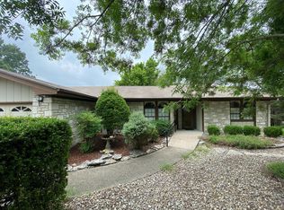 2221 San Jacinto Dr, Kerrville, TX 78028