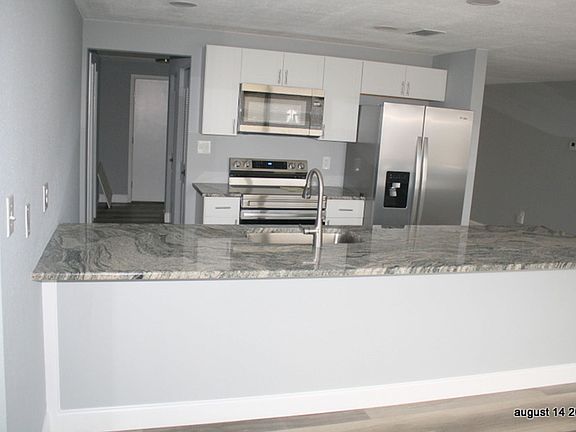 3rd image of 6817 Kentucky Ave