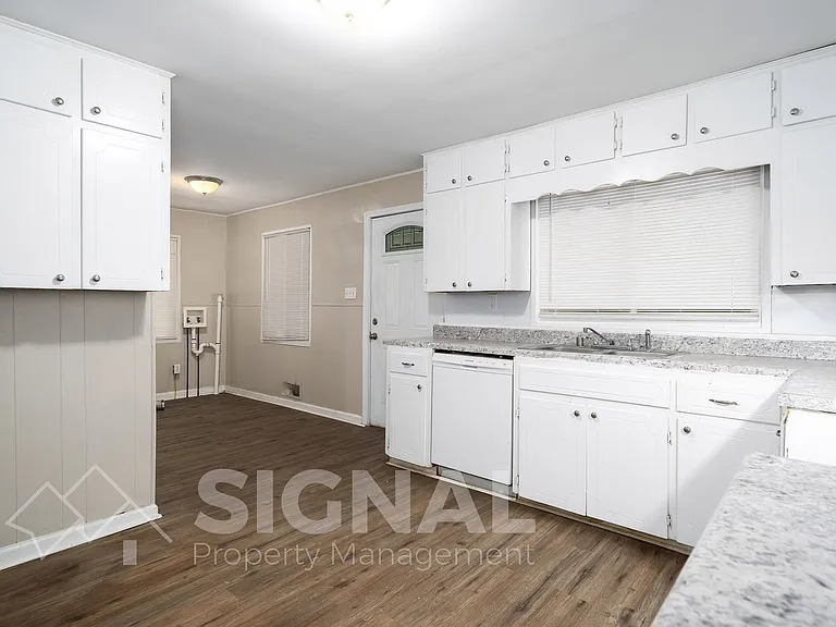 5117 Highland Ave — Photo 13