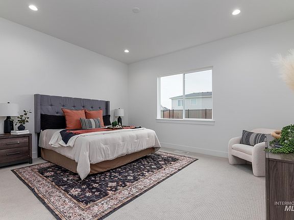 7th image of this home