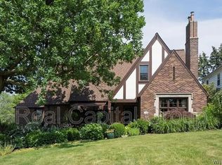 54 Washington Hwy, Amherst, NY 14226