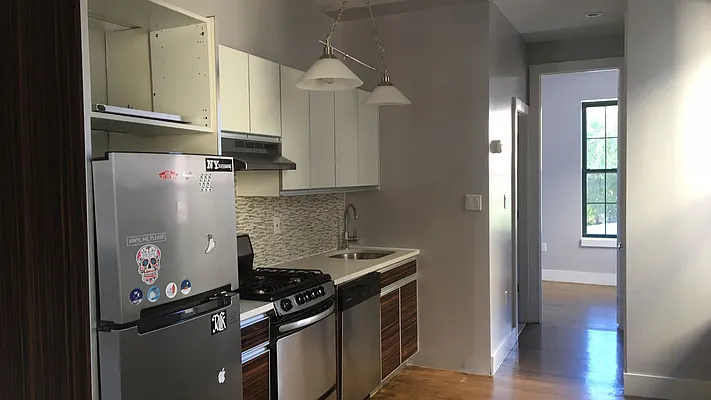 Rented by Nooklyn NYC LLC | media 12