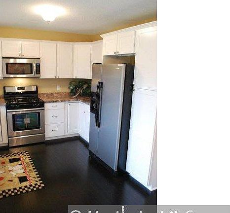 3rd image of 9301 Wedgwood Lane N