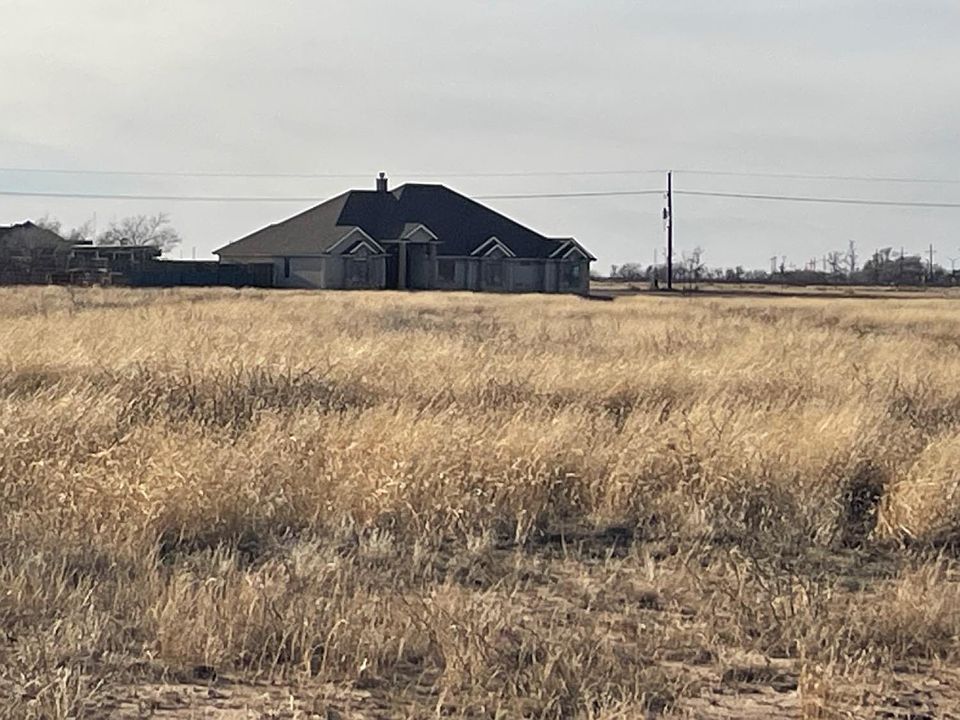 2nd image of 8102 E Fm 3523
