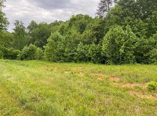 180 Four Andrews Dr #46-47-48, Harmony, NC 28634