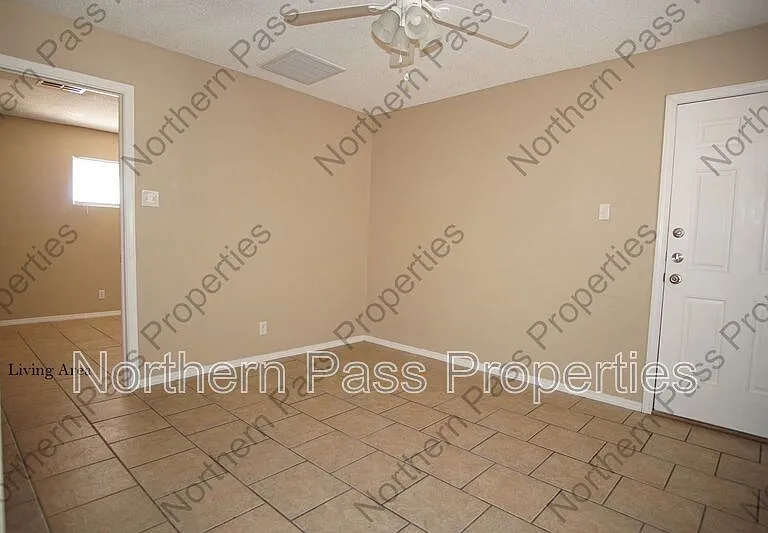 8604 Lawson St #3 — Photo 4