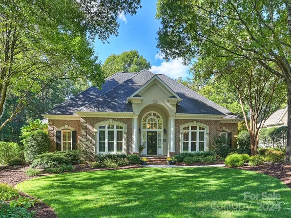 1831 Bardstown Rd, Charlotte, NC 28226