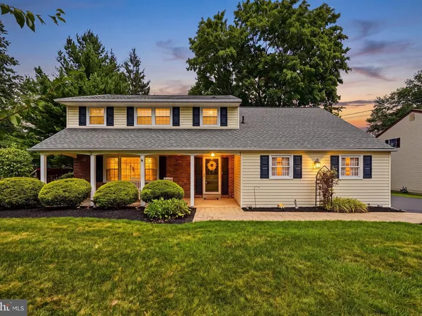 663 Serrill Dr, Hatboro, PA 19040
