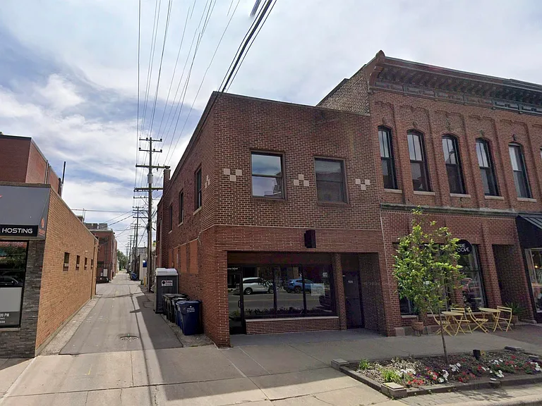 112 E Center St #B — Photo 2