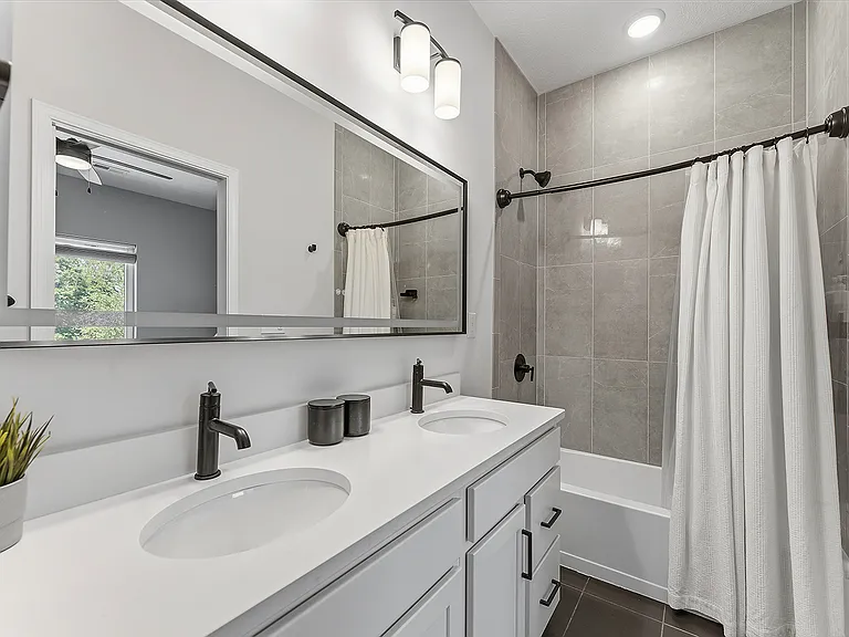 2308 Fulton Rd — Photo 20