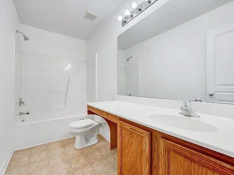 1005 Martin Bench Ct — Photo 42