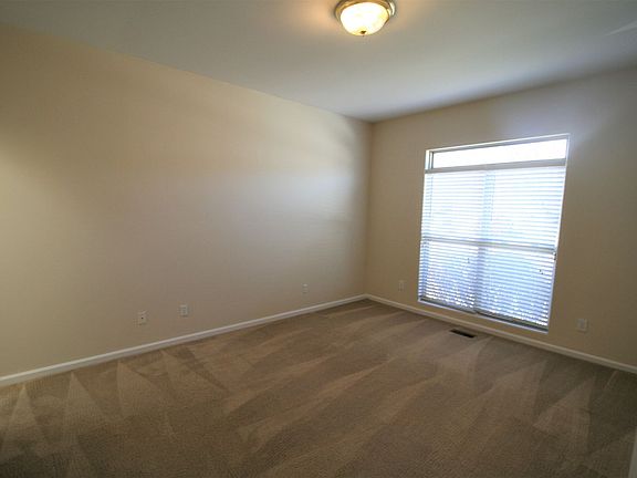 4th image of 2784 Gateway Park Ln