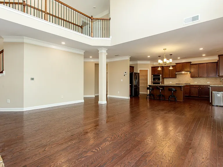 930 Hampton Oaks Dr — Photo 10