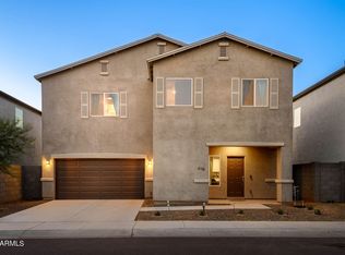 916 E Odeum Ln, Phoenix, AZ 85040