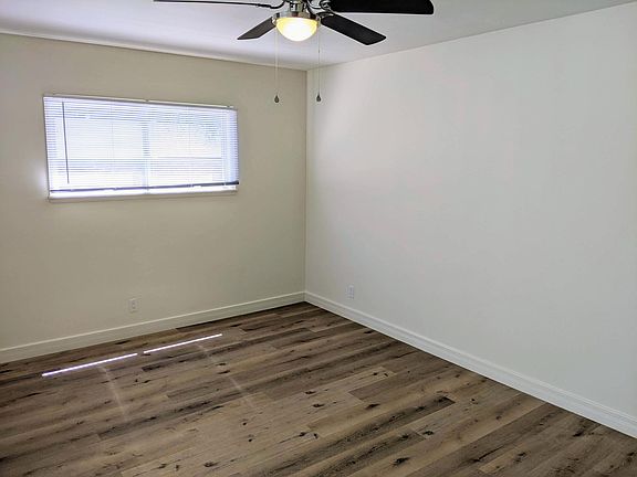 5th image of 1320 N Martel Ave #3