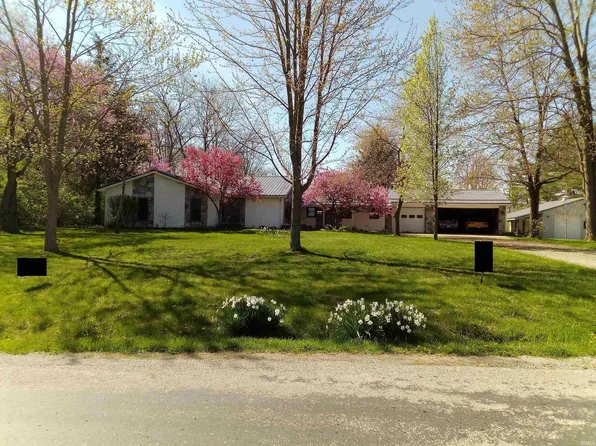 7307 Greenwell Rd, Churubusco, IN 46723