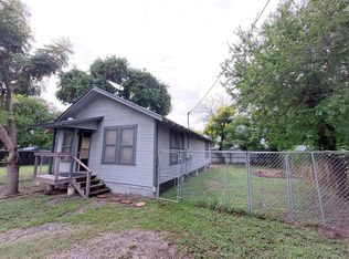 902 12th St, Corpus Christi, TX 78404