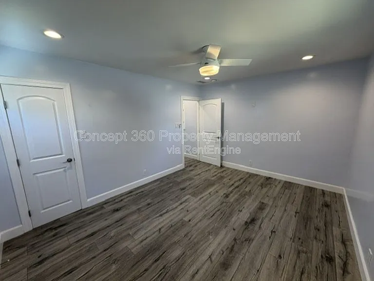 2287 Belmont Ave — Photo 32