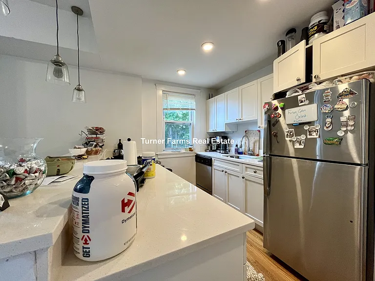 38 Newton St #2F — Photo 11