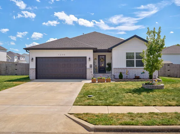 1230 W Lois Lane, Republic, MO 65738