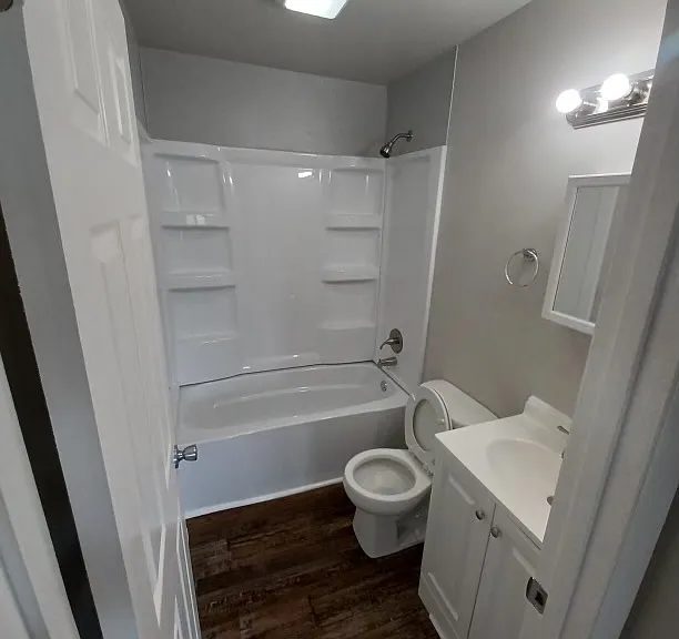 1101-1107 Cambridge Ct #3 — Photo 1