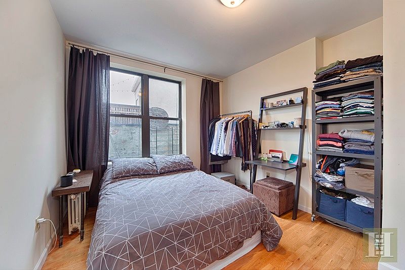2nd image of 169 Mulberry St APT 10