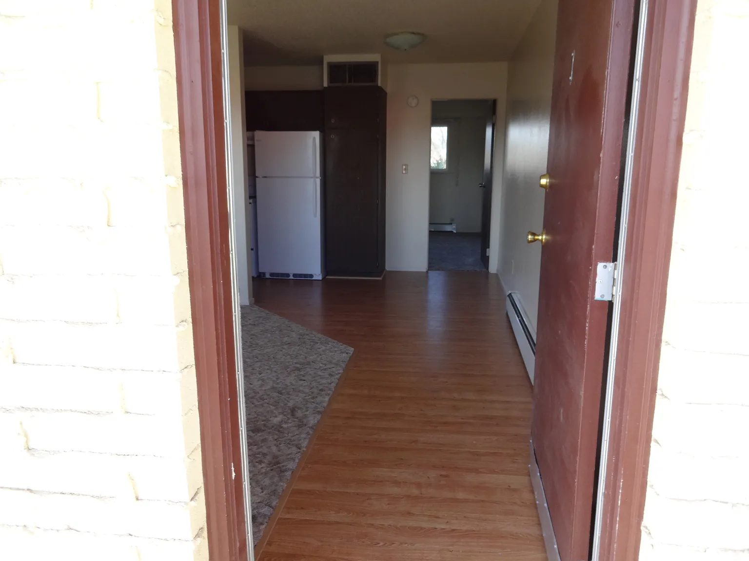 2 bed, 875 sqft, $1,300 — Photo 3