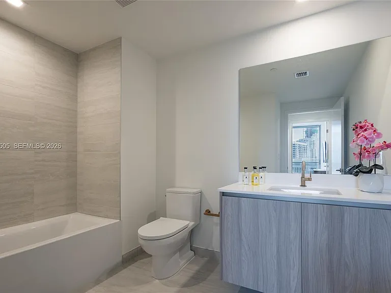 77 SE 5th St #2602 — Photo 31
